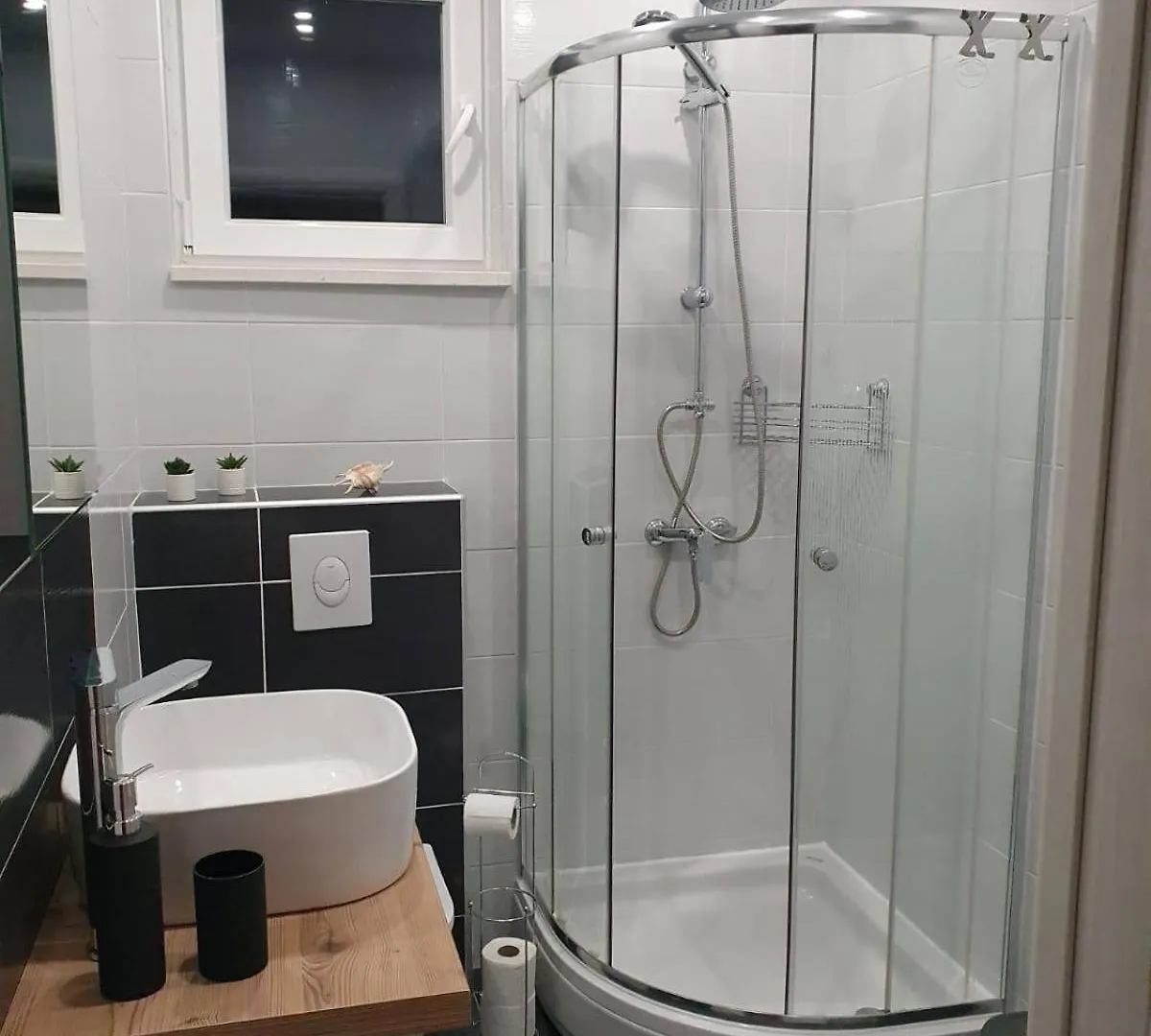 Apartment Odlicno Opremljeni Novouredeni Apartmani Iva, Okrug Gornji Trogir Croatia