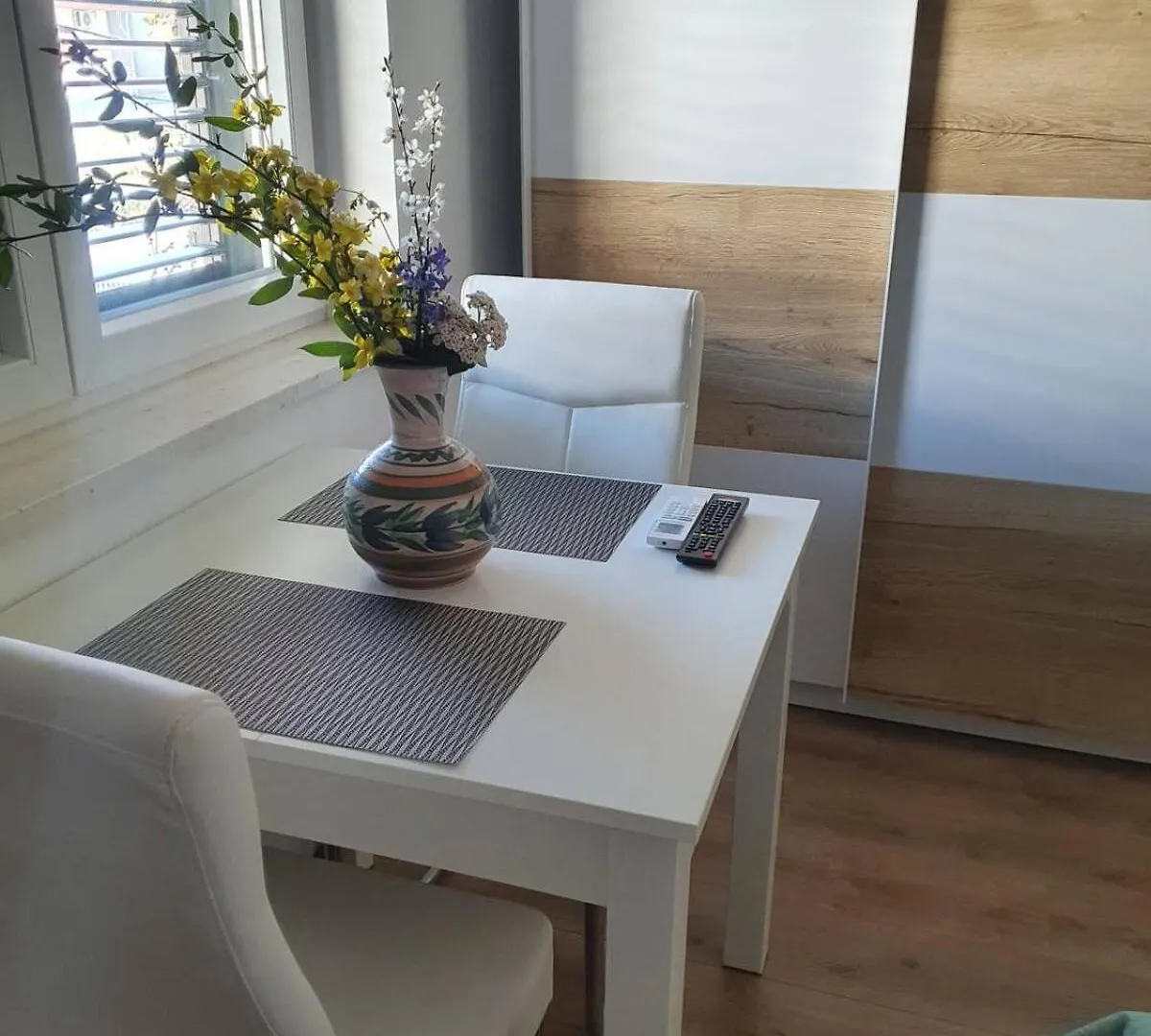 Odlicno Opremljeni Novouredeni Apartmani Iva, Okrug Gornji Trogir Apartment